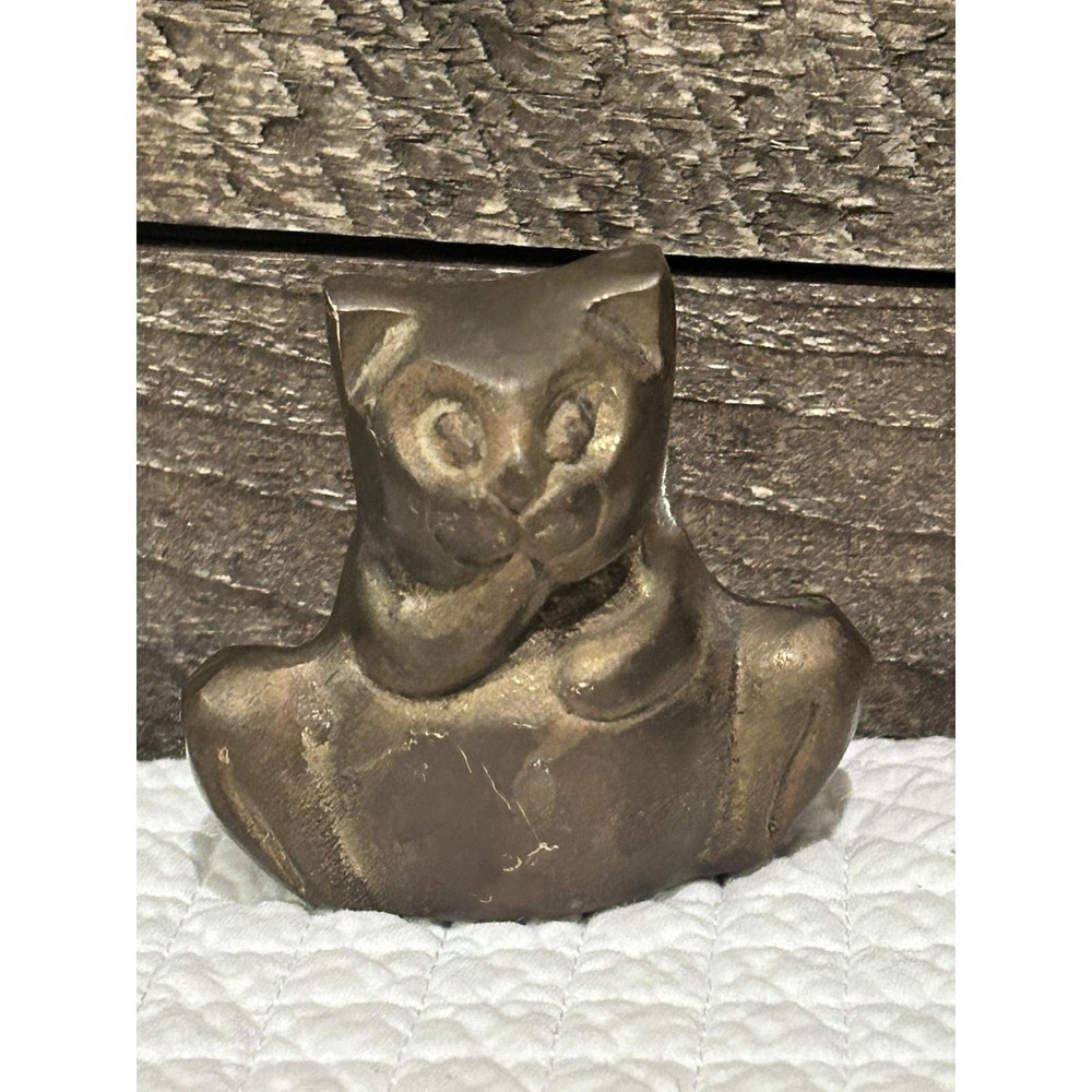 VINTAGE‎ Brass Tone Cast Metal Cat Statue Figure Figurine Kitty Animal - Picture 1 of 5